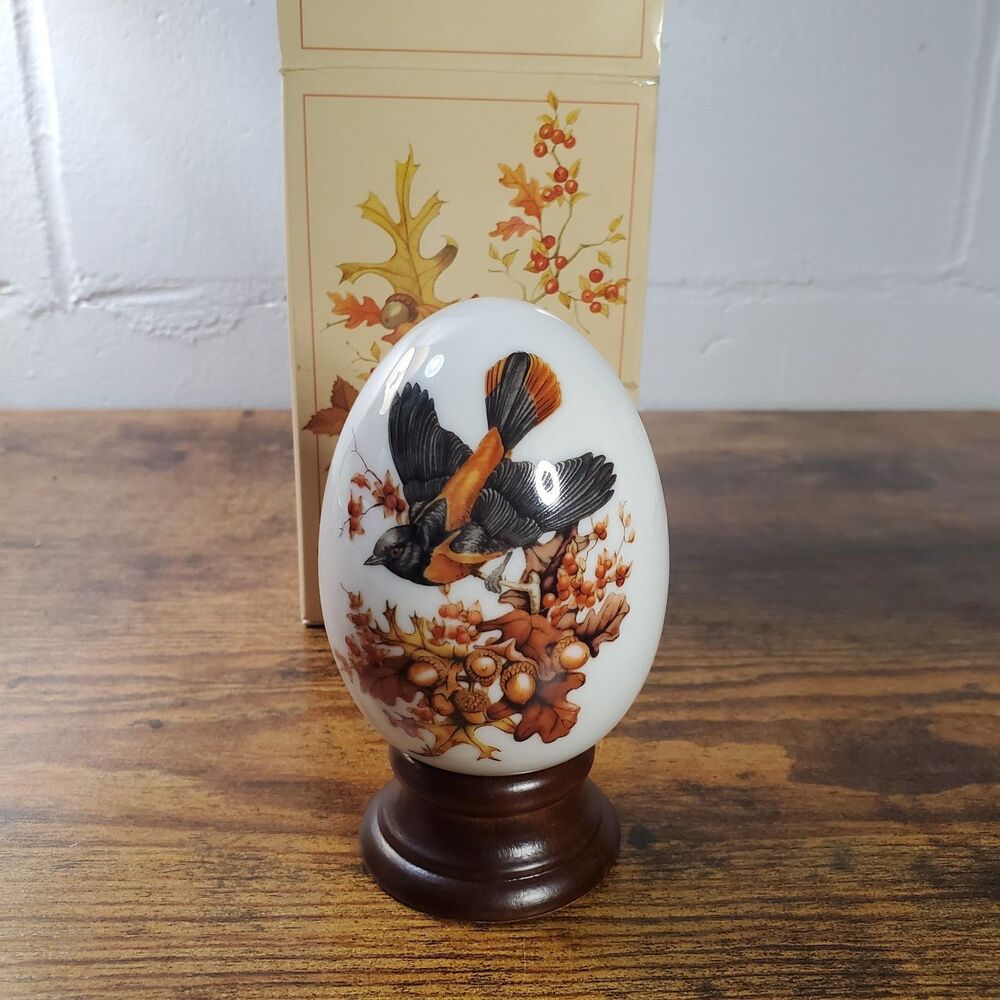 Vintage Avon Porcelain Egg on Stand - Autumn Bird w/ Acorn & Leaves